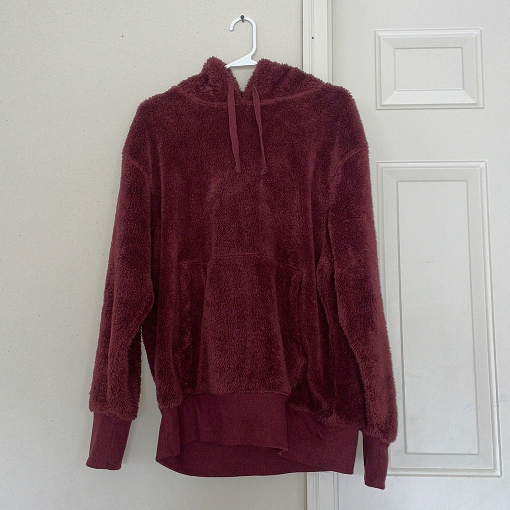 Maroon L Fuzzy Sweatshirt